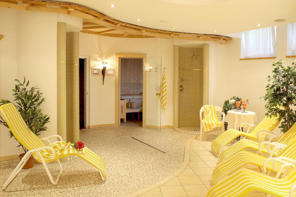 Hotel Andechserhof & Mountain Sky لايون الغرفة الصورة
